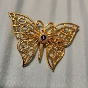 Vintage Gold Tone Loins Butterfly Pin